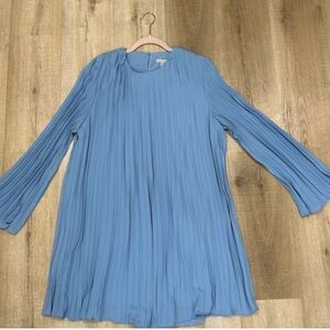 Elegant Blue Pleated dress
